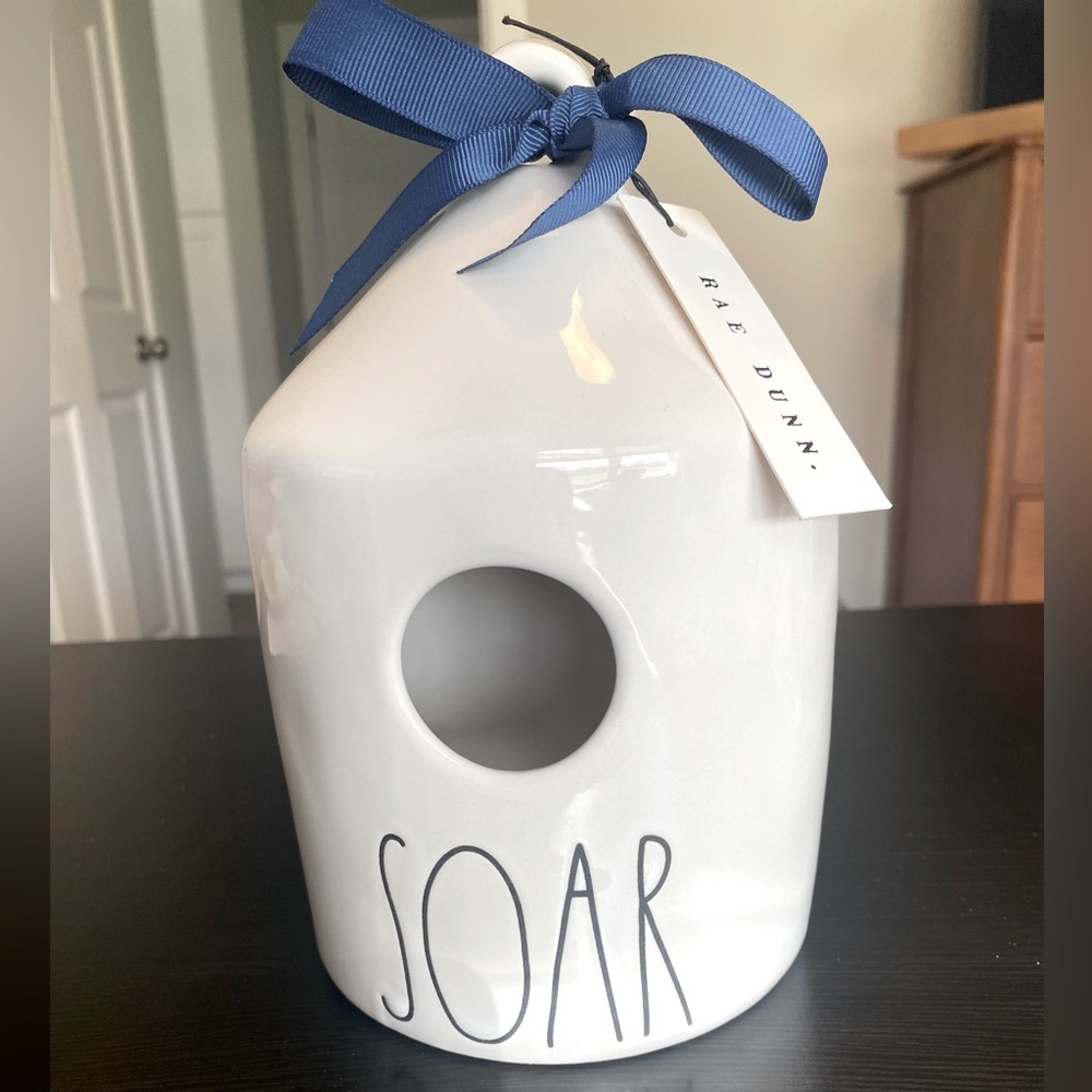“Soar” Bird House 🐦